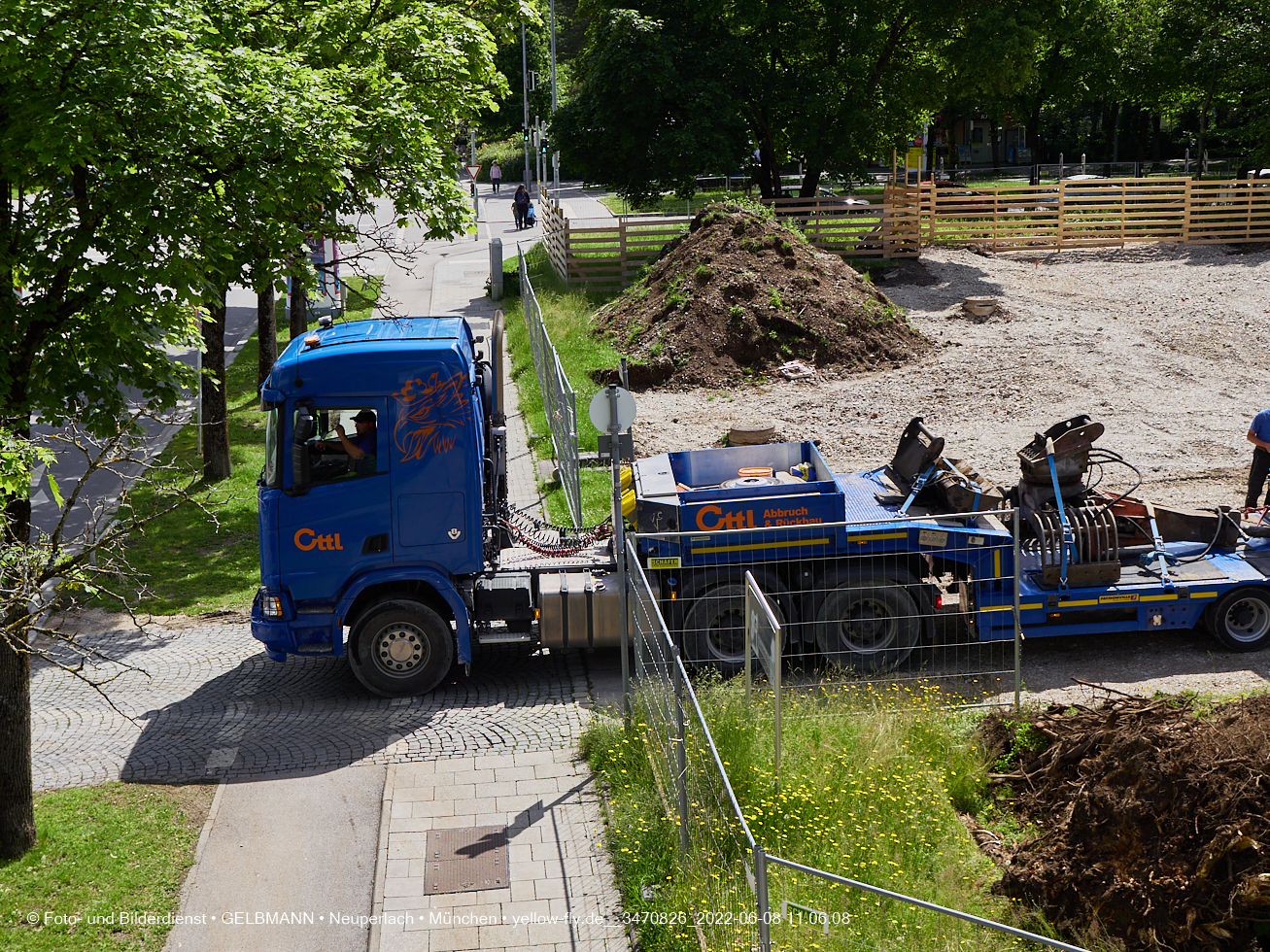 08.06.2022 - Baustelle zur Mütterberatung und Haus für Kinder